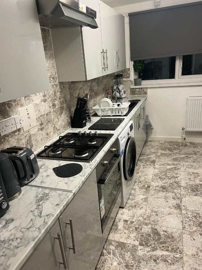 Accu Care Apartment Londres Exterior foto